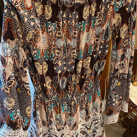 Off the shoulder Romper with bell sleeves by Xhilaration size S - Picture 4 of 9